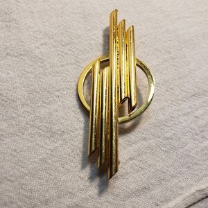 Vintage Monet Goldtone Mid Century Modern Design Brooch